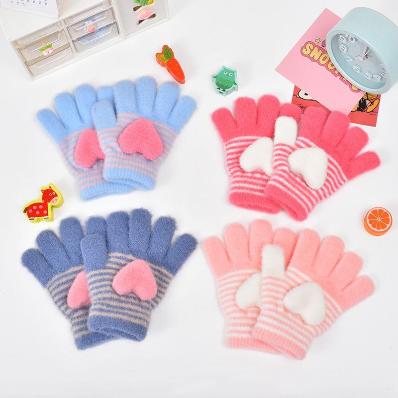 Children's gloves, boys and girls five-finger gloves, children's autumn and winter warm and antifreeze sub-finger cartoon cute