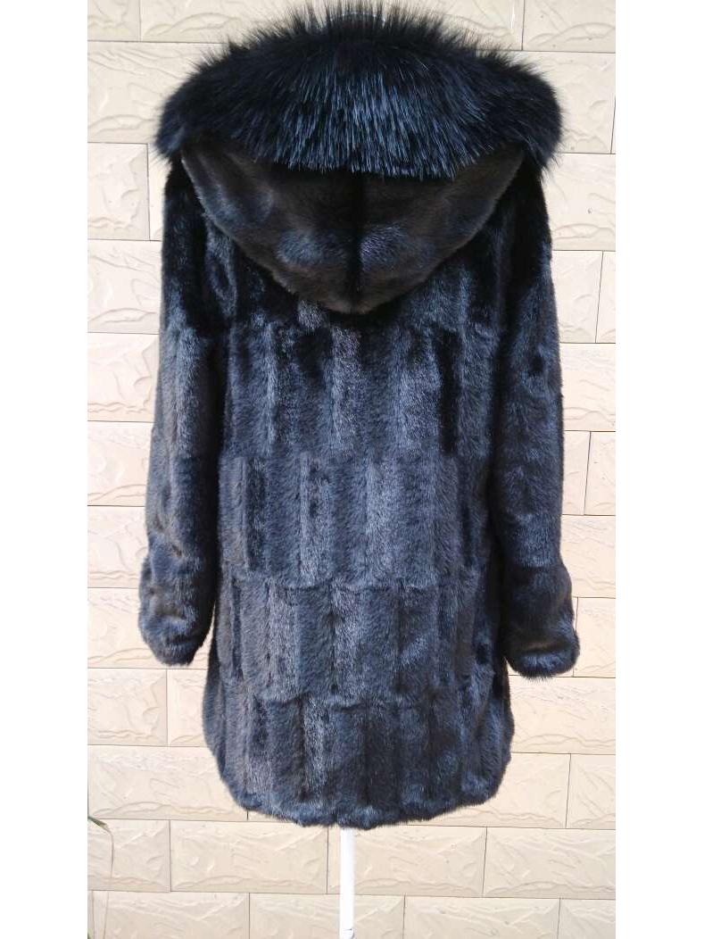 

2025 Европейский и американский стиль Женское полупальто из искусственной норки средней длины с капюшоном и поясом, приталенное M чёрный