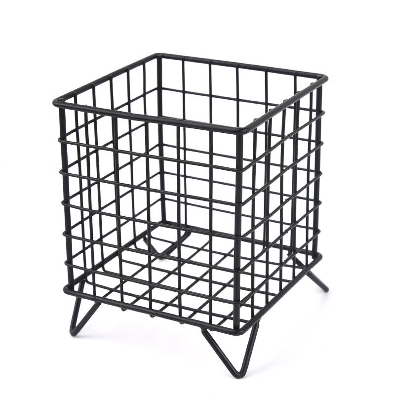 

Nordic Iron Square Storage Basket - Four-Legged Desktop Organizer for Makeup and Sundries 300g чёрный