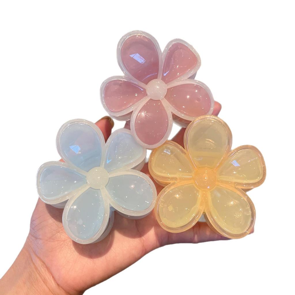 Korean Style Plumeria Hair Clip - Elegant Updo Claw Clip for Women, Perfect for Vacation & Gentle Style
