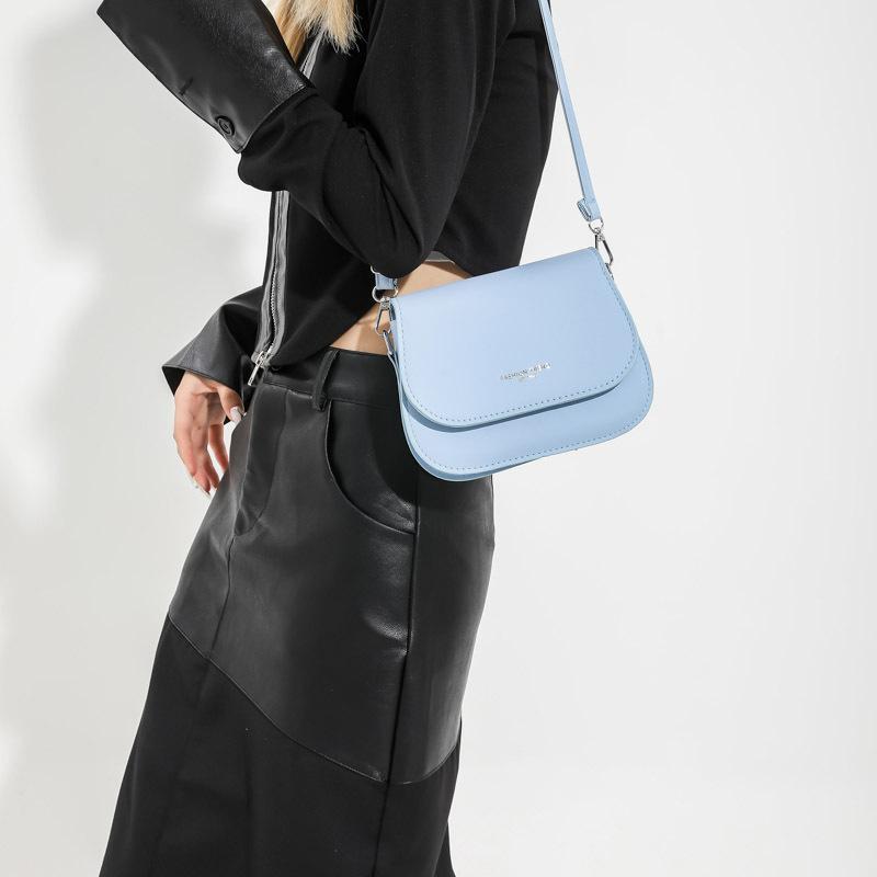 Trendy Saddle Shoulder Bag Women PU Leather Crossbody Bag Simple Solid Color Flap Messenger Bag
