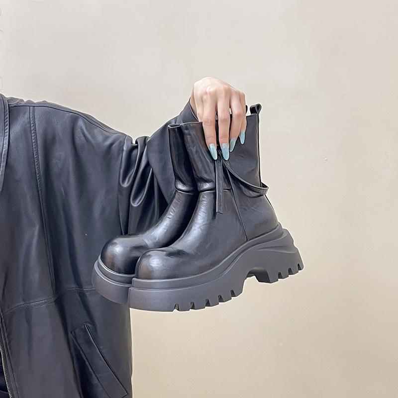 Fashion versatile leather boots thick-soled thick-heeled fashion boots autumn and winter design sense retro round head single shoes women s Martin boo 35 4328₽