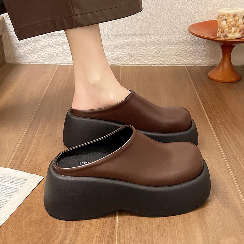 

Thick bottom casual Internet celebrity black non-slip heightening thick bottom slippers women s summer wear 2025 new beach bag head slippers 39 темно-коричневого кольору