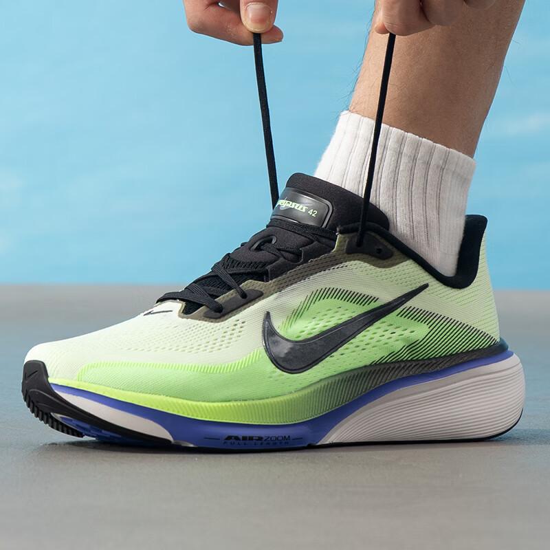 Nike Men's Pegasus Road Running Shoes