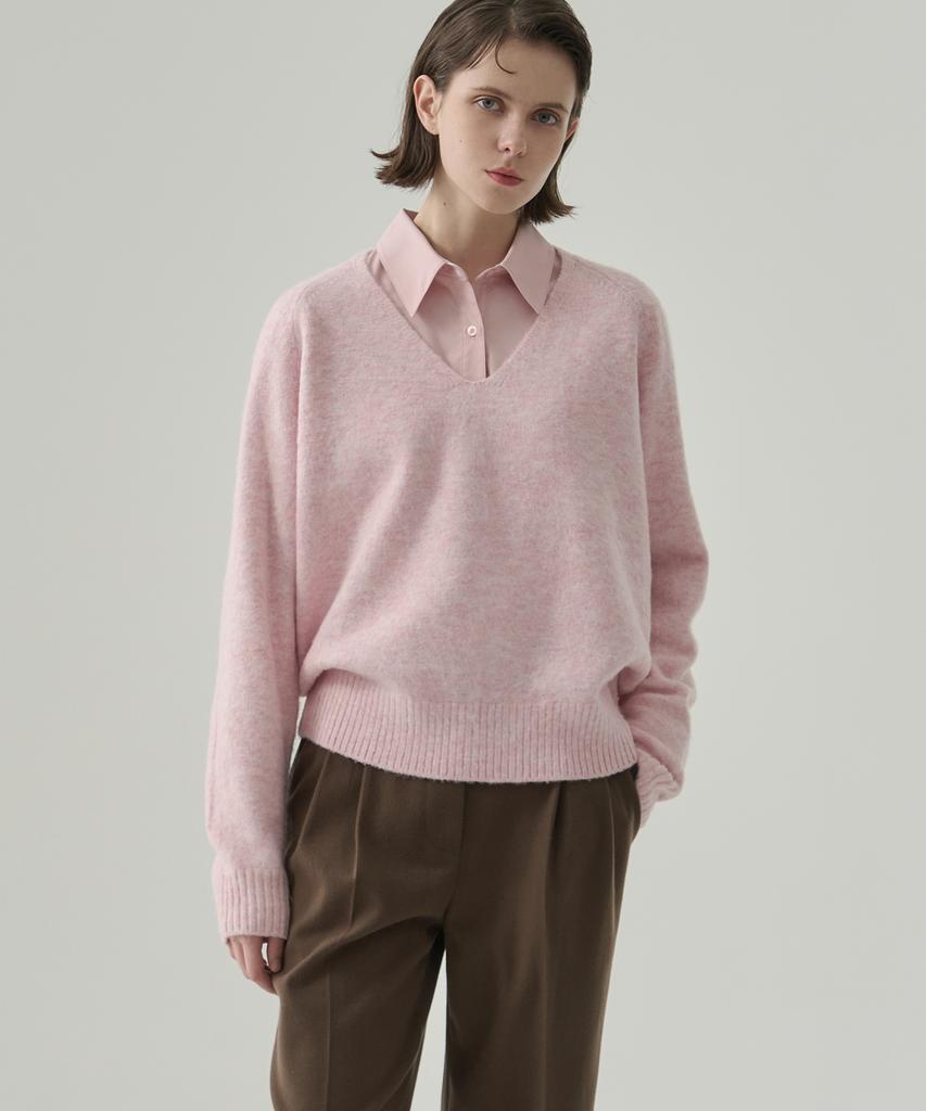 Deuloupisumeon Hairy Wool V-Neck Pullover Knit [Ivory]