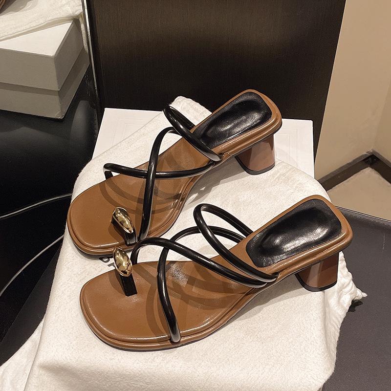 Set of Toe Slippers Women's Outer Wear 2025 Summer New Fashion Foreign Trade Small Thick Heel Non-slip Retro Cool Slippers