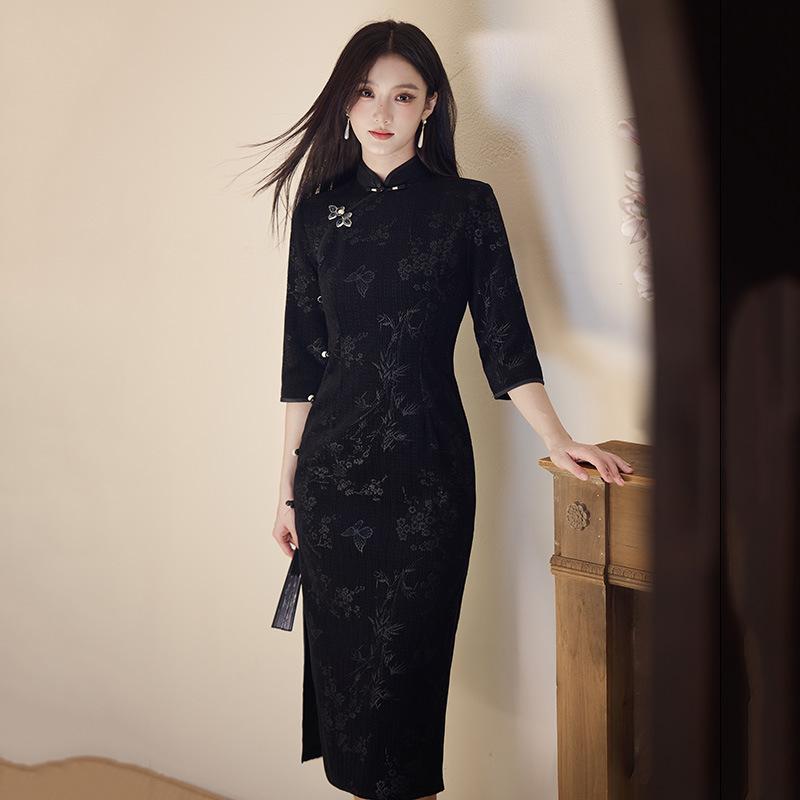 Black national style new Chinese long autumn long-sleeved cheongsam improved young women's high-end sense retro slim spring and autumn