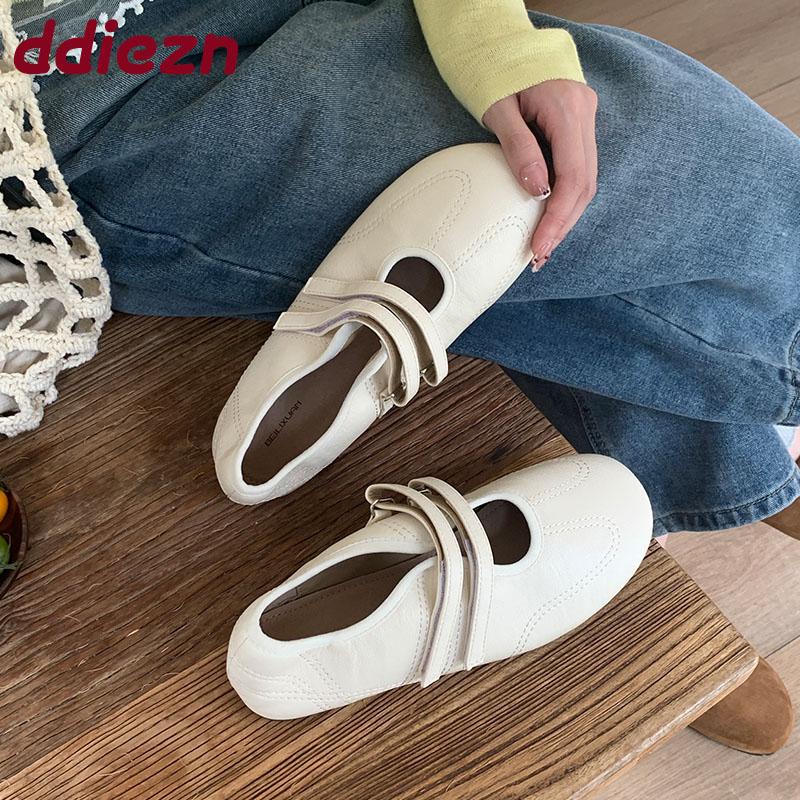 Fashion Fashion Hook Loop Ladies Mary Janes Flats Shoes Soft Female Footwear Round Toe Shallow Women Ballet Flats Slip On Shoes  lady