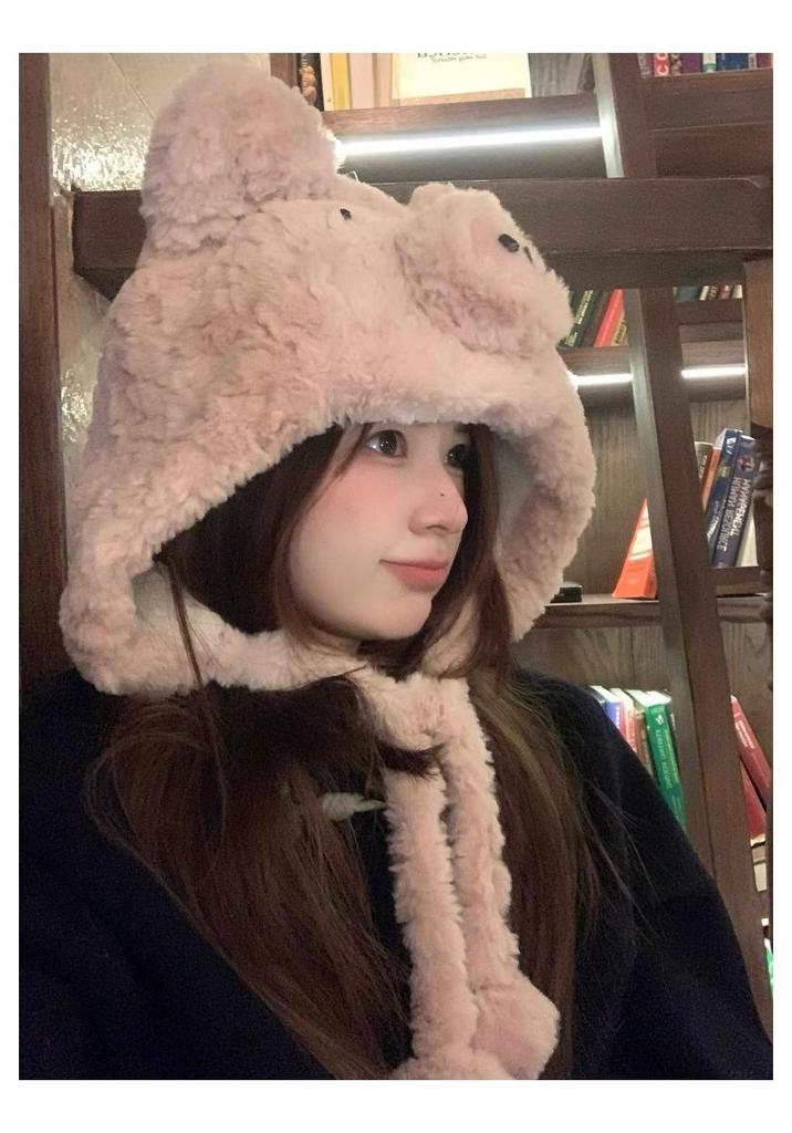 Fluffy Cartoon Pig Plush Hat - Warm and Cozy Winter Headwear