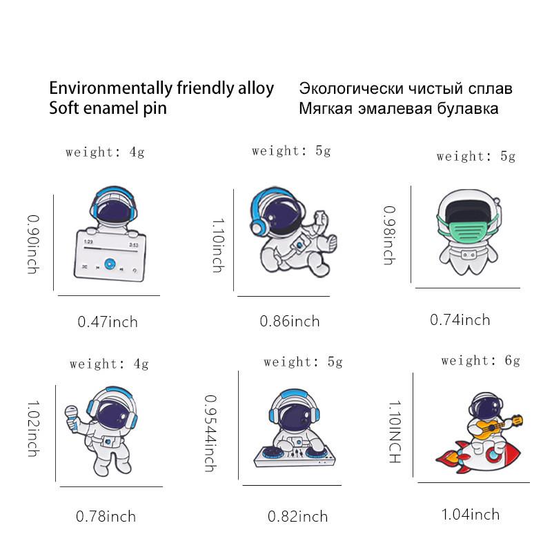 Stylish Astronaut Geometric Badge Pin Made Of Durable Alloy For All Gender Wear
