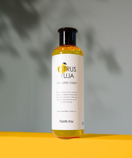 Farm Stay Citrus Yuja Vitalizing Toner 280ml (+Soothing Gel 100ml x 2pcs)