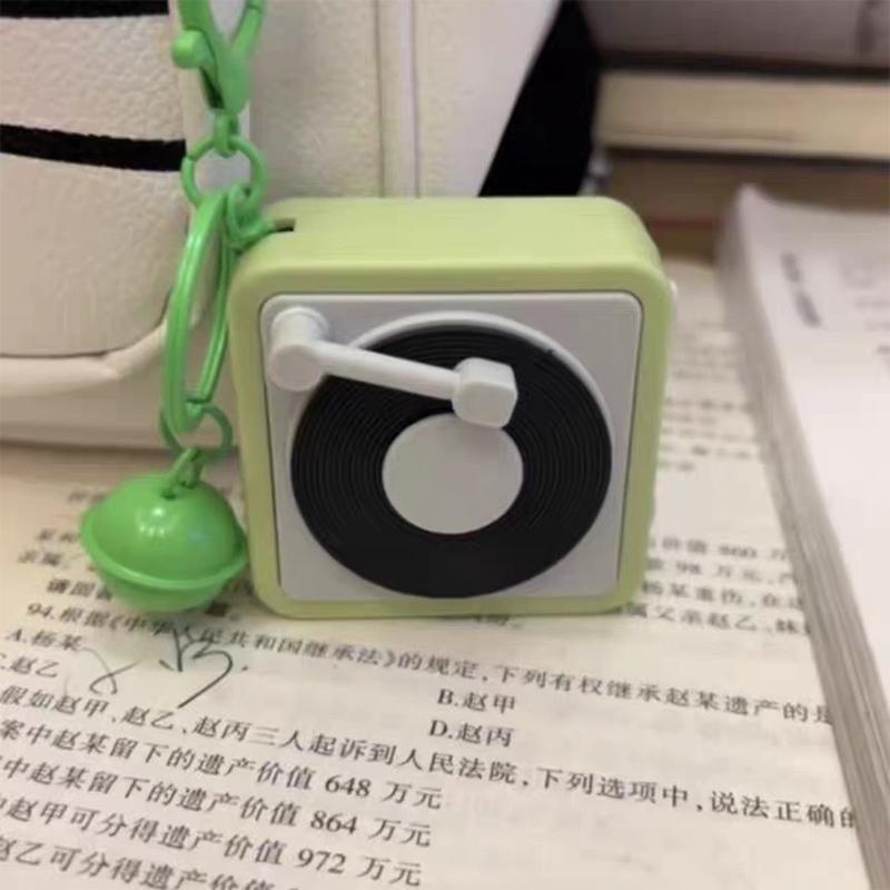 Creative Cute Classic Retro Phonograph Music Box Keychain Children Mini Recordable Jukebox Pendant Couple Confession Toys Gift