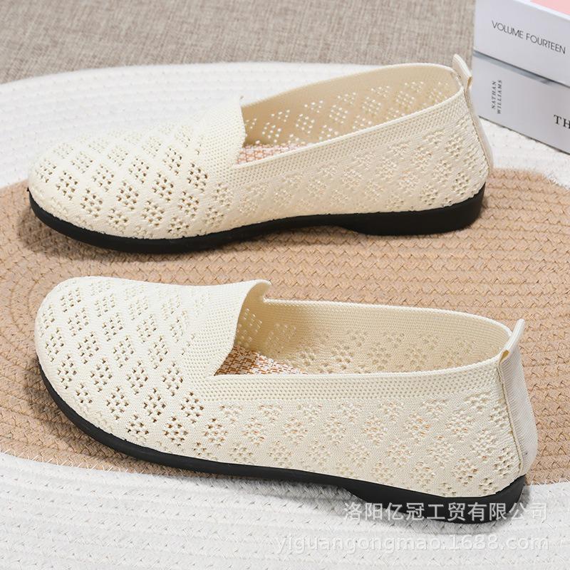 Old Beijing Cloth Shoes Mother Shoes Summer Breathable Sandals Non-slip Soft Sole Elderly Shoes Women's Mesh Shoes Fashion Casual