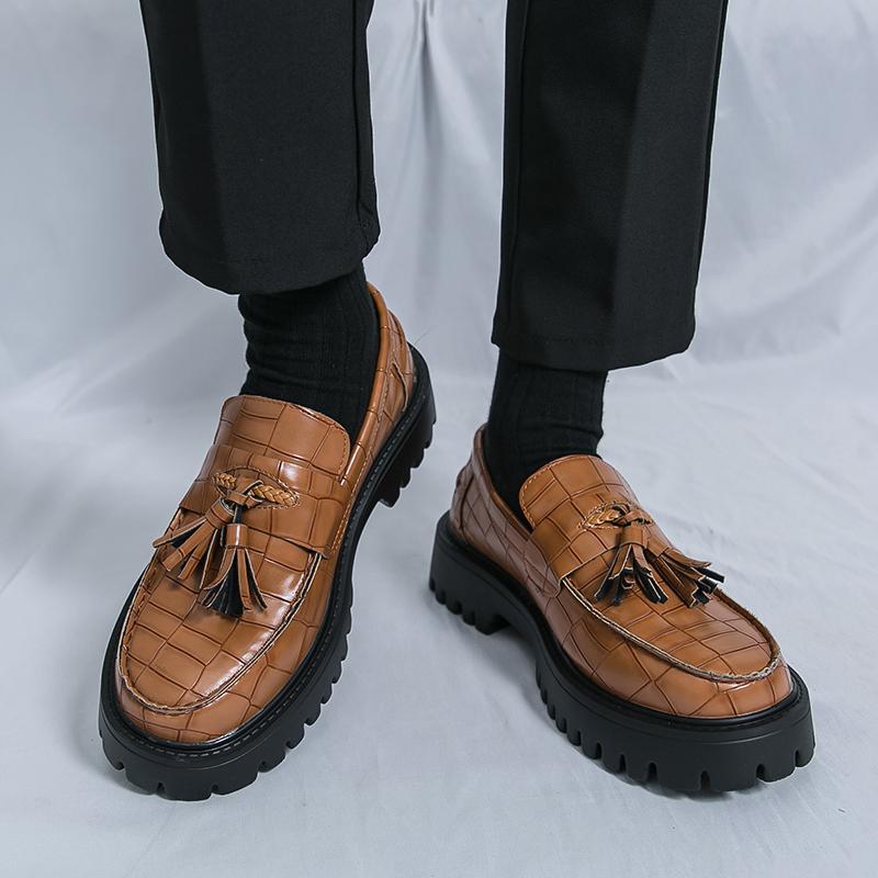 Herren Freizeitschuhe Slipper Freizeit Retro-Stil Arbeit und Party 38-46 Dicksohlige Lederschuhe Quaste Klassisch Übergröße
