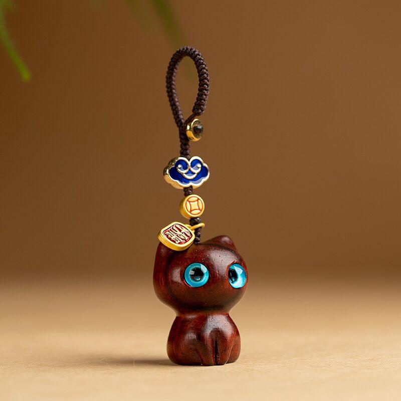

Sandalwood Wooden Cat Keychain Anime Cute Mobile Phone Chain Wooden Pendant Personality Creative Cute Accessories Hand-knitted 10 cm