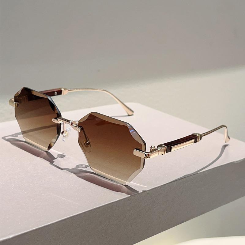 Non-polarized Europe and America Polygon Diamond Edge Trimming Rimless Sunglasses Men Women Fashion Ocean Slicemetal Frame Glasses