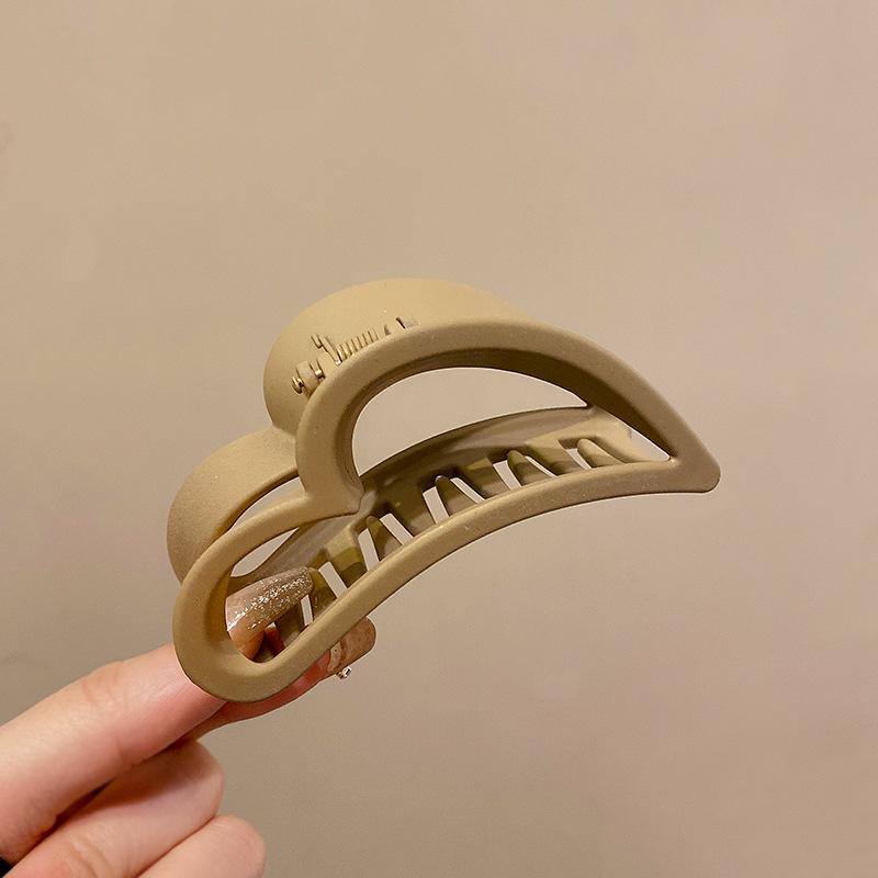 

Coffee color grab clip female summer back head shark clip personalized bath plate hair grab