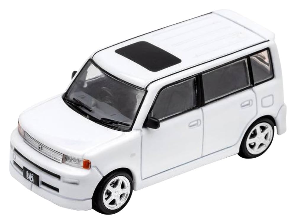 

DIECASTTEAM Toyota bB RHD Белый Готовое изделие 1/64