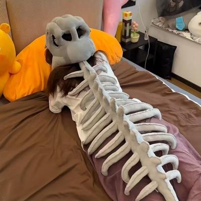Kostým dinosauří kostry Realistický plyšový 3D dinosauří lebkový pokrývka hlavy a kostýmová sada páteře pro Halloween Cosplay