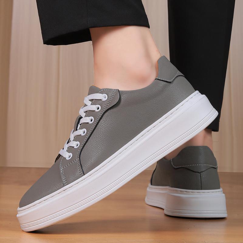 Fashion 2025 New Men's Casual Leather Shoes Outdoor Genuine Leather Designer Sneakers Comfy Flats Fashion Lace Up Tenis Masculino Shoes