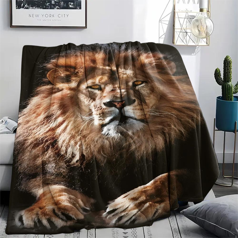 1Pc 3D Lion Print Flannel Blanket, High Quality Comfortable for All Seasons, Home Decor, Warmth and Comfort, Perfect for Christmas Gifts