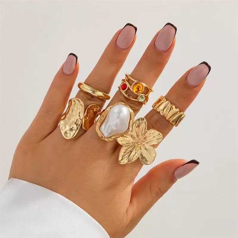 30 Pieces Of Classic And Elegant Women'S Stackable Rings, Fashionable And Exquisite, With Water Diamonds And Gold, Are Everyday