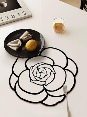 Camellia -shaped Diatom Mud Placemat Absorbent No-wash Small Fragrance Coffee Table Mat Vase Mat Tableware Plate Mat