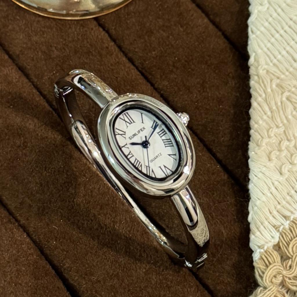 Watch Women's Bath Bracelet Watch Roman Scale High-end Temperament Versatile Quartz Watch