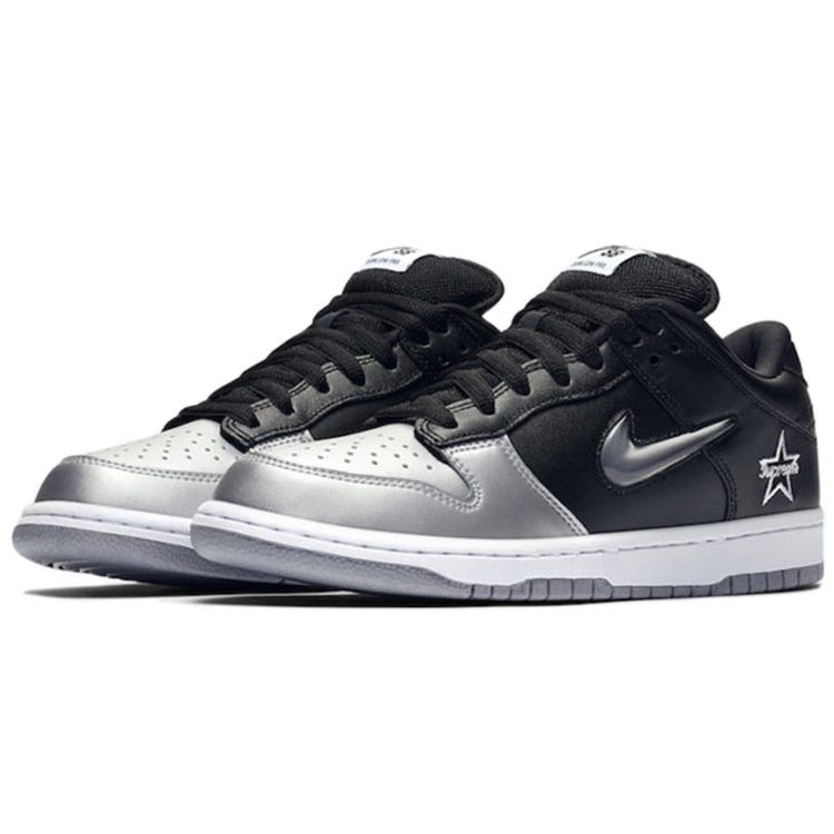 Supreme x Nike Dunk SB Low QS Metallic Silver Unisex Sneakers Black CK3480-001