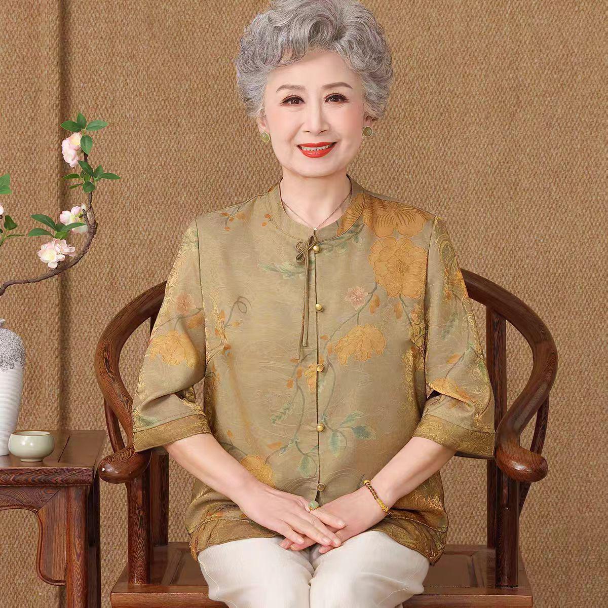 Spring/Summer Floral Loose Shirt for Elderly Women - Stylish Chinese National Style Top 3XL (125-135 lbs)