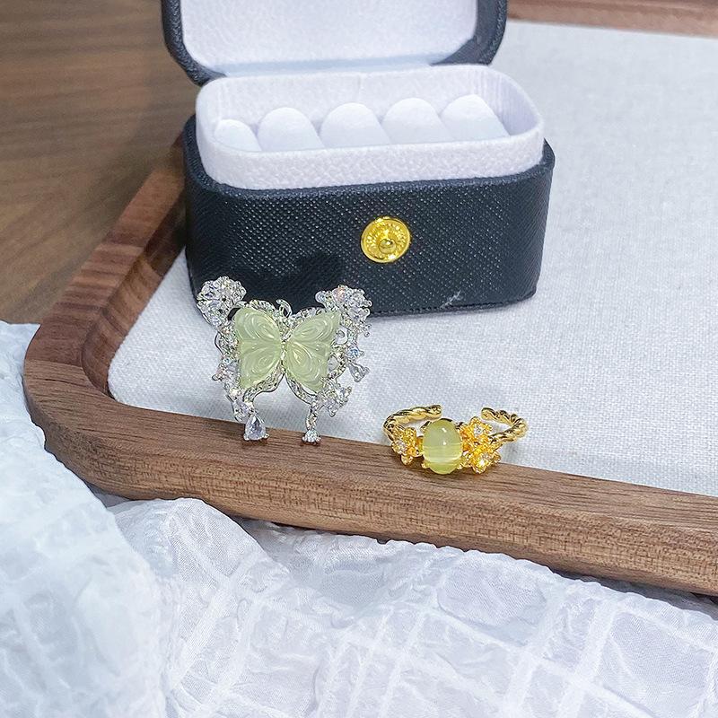 Medieval Green Butterfly Cool Niche Design Open Ring Light Luxury High-End Ring