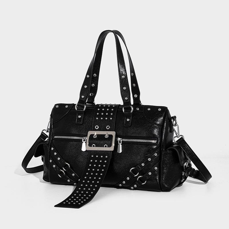 Large Capacity Punk Style Rivet Crossbody Bag - Trendy, Casual, Versatile Women's Shoulder Bag