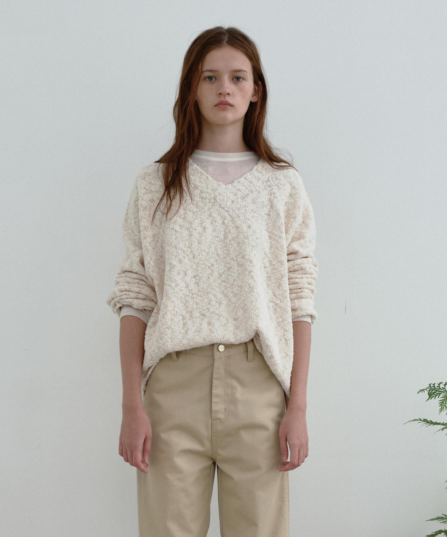 Poser Boucle V-Neck Knit (Cream) Cream
