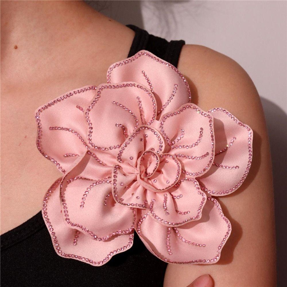 Badge Suit Collar Pin Korean Style Rhinestones Brooch Fashion Large Flower Camellia Brooch  Women