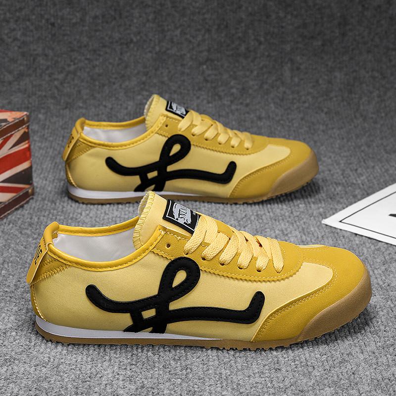 Gelbe Herren-Sneaker 2025 Atmungsaktive Laufschuhe Mann Turnschuhe Sommer Flache Sneaker Herren Sportschuhe zapatillas de hombre
