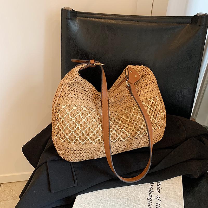 

Yogodlns Summer Straw Weaving Shoulder Bag Large Capacity Crochet Beach Handbag Women Handmade Woven Hollow Out Underarm Knitting Bag 33x9x26cm хакі