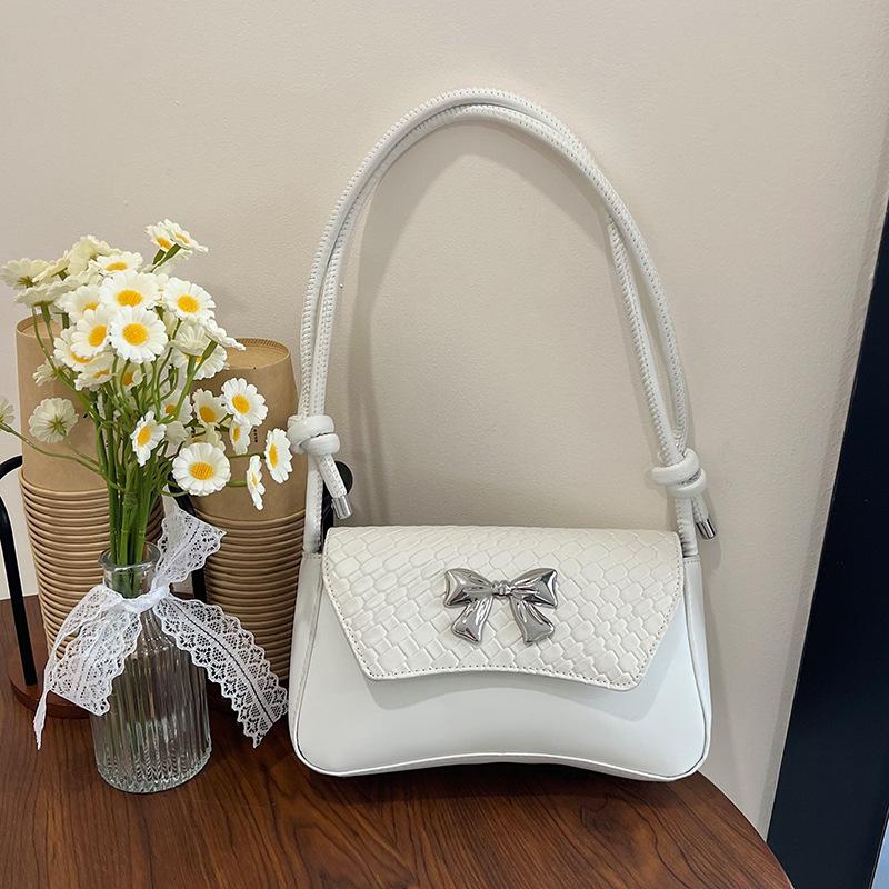 New high-end texture versatile temperament shoulder bag women's solid color bow trendy personalized casual messenger bag