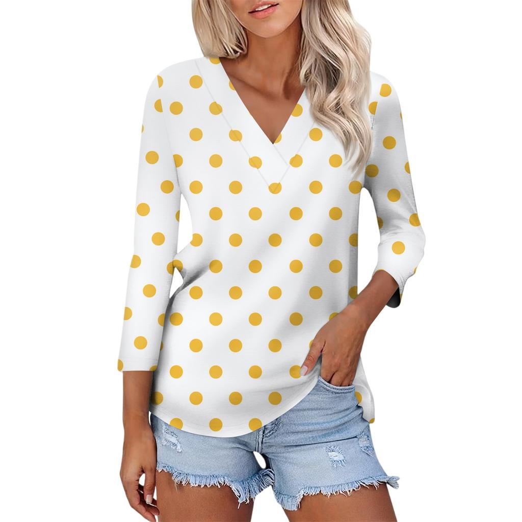 Women's Casual Fashion Sexy Comfortable V-neck Spotted Three-quarter Sleeve Top