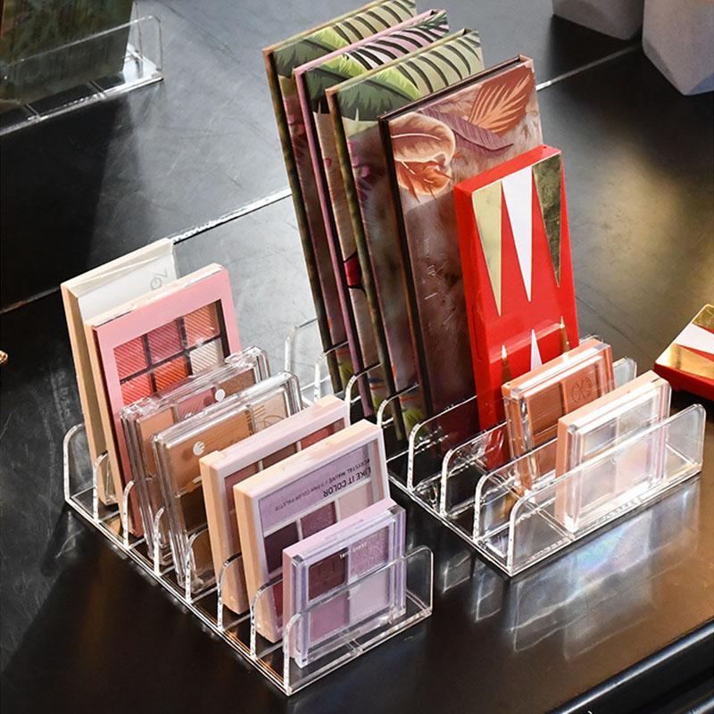 Kosmetikaufbewahrungsbox für den Schreibtisch mit Fächern für Lidschattenpaletten, Puderboxen und Lippenstifte