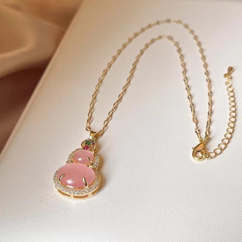 Retro Heart-shaped Bow Pendant Necklace for Women, New Chinese-style Zen-inspired Feather Peace Pendant
