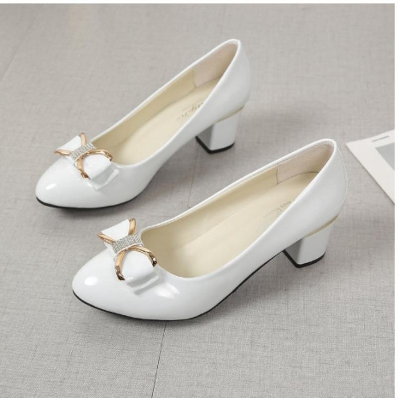 Fashion Sweet White Patent Leather Office Career Square Heel Shoes for Women Lady Casual Shoes