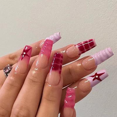 Europäische und amerikanische 3D-französische rote Nägel, lange, beliebte fünfzackige Sternspitze, Diamant-Nagelkunststück