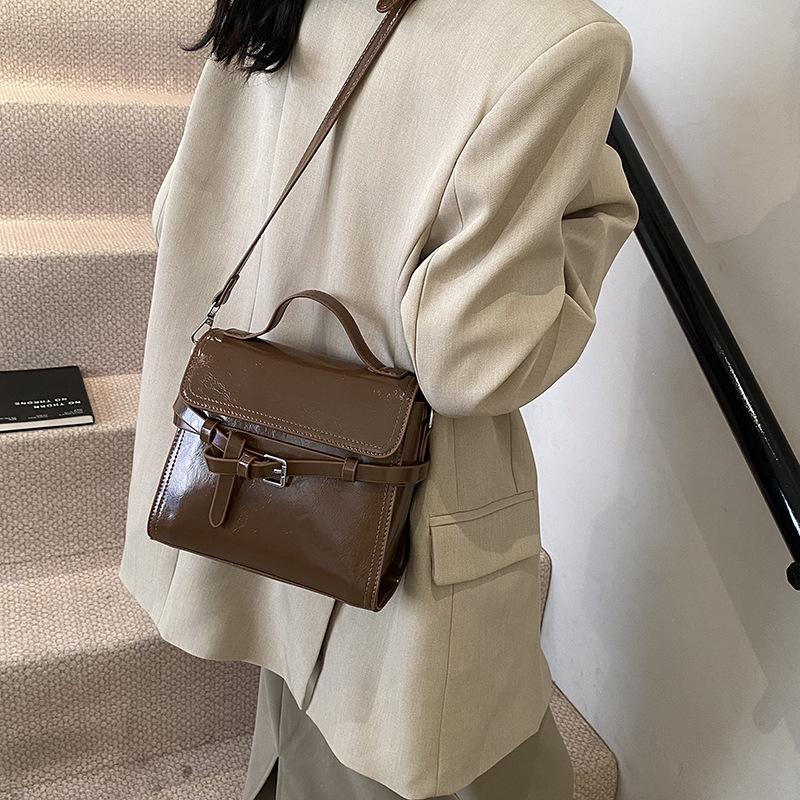 2025 new retro oily small square bag high-end niche handbag versatile simple shoulder bag oblique span bag
