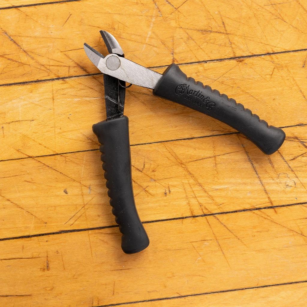 Martin Guitar String Cutters 18TOOL28 Compact and Durable Precision Cuts for All Gauges Ergonomic Grip Non-Slip