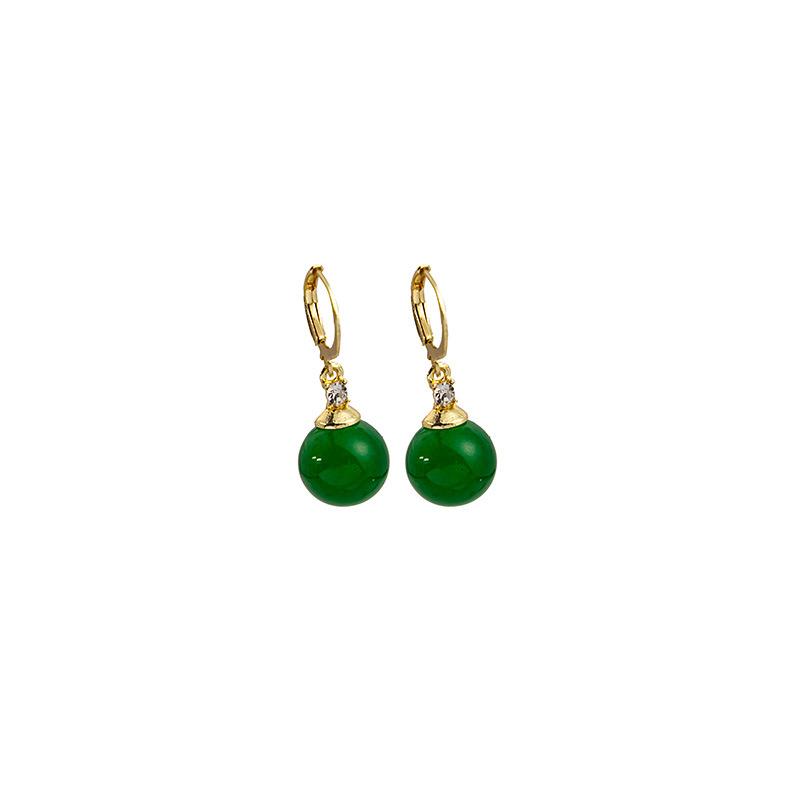 Classical Green Bead Earrings, Retro Green Agate Ear Buckles, Niche Literary And Personalized Earrings For Women