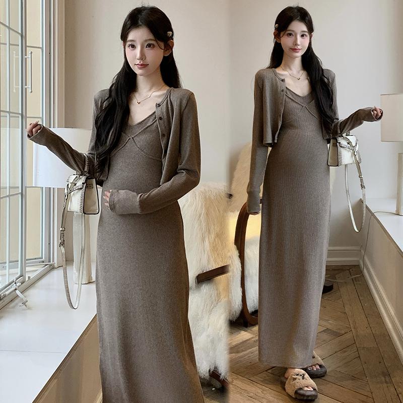 2026 Spring Maternity French Style Two-Piece: Long-Sleeved Cardigan & Slimming Mermaid Skirt. 2XL