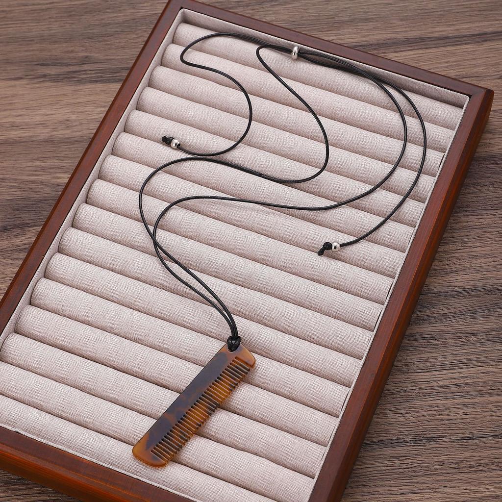 Personality Temperament Comb Pendant Necklace for Women 2024 Trend New Delicate Design Jewelry Fashion Accessories