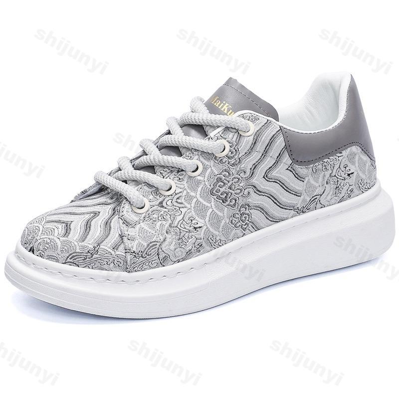 Fashion Men's Totem Print Designed Fashion Trend Casual Shoes 2025 Spring New Thick Soled Comfortable Breathable Sports Chunky sneakers