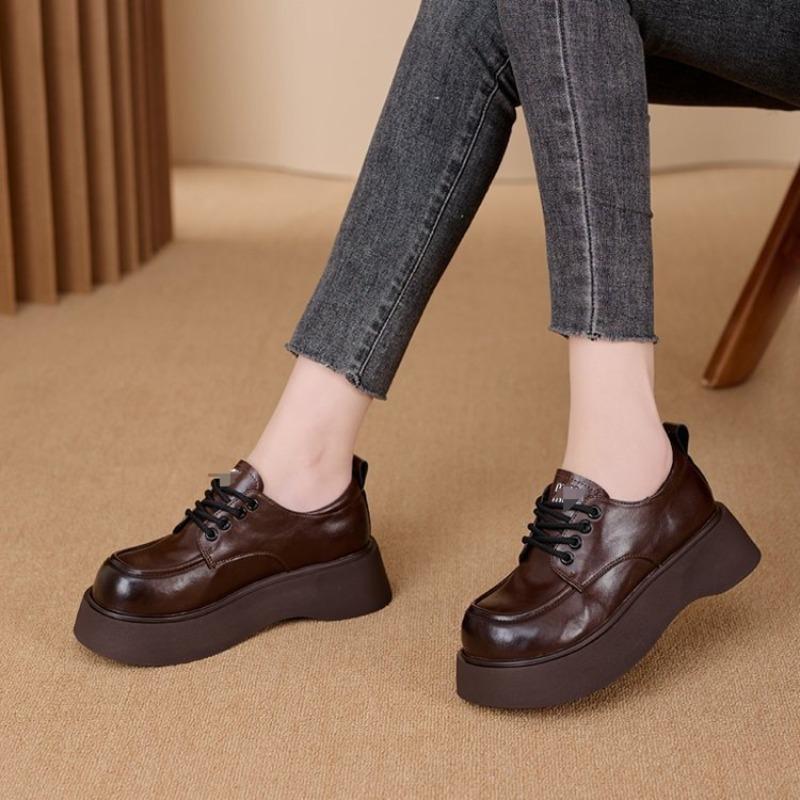 

Platform women s autumn new versatile fashion casual versatile lace-up small leather shoes 40 коричневый
