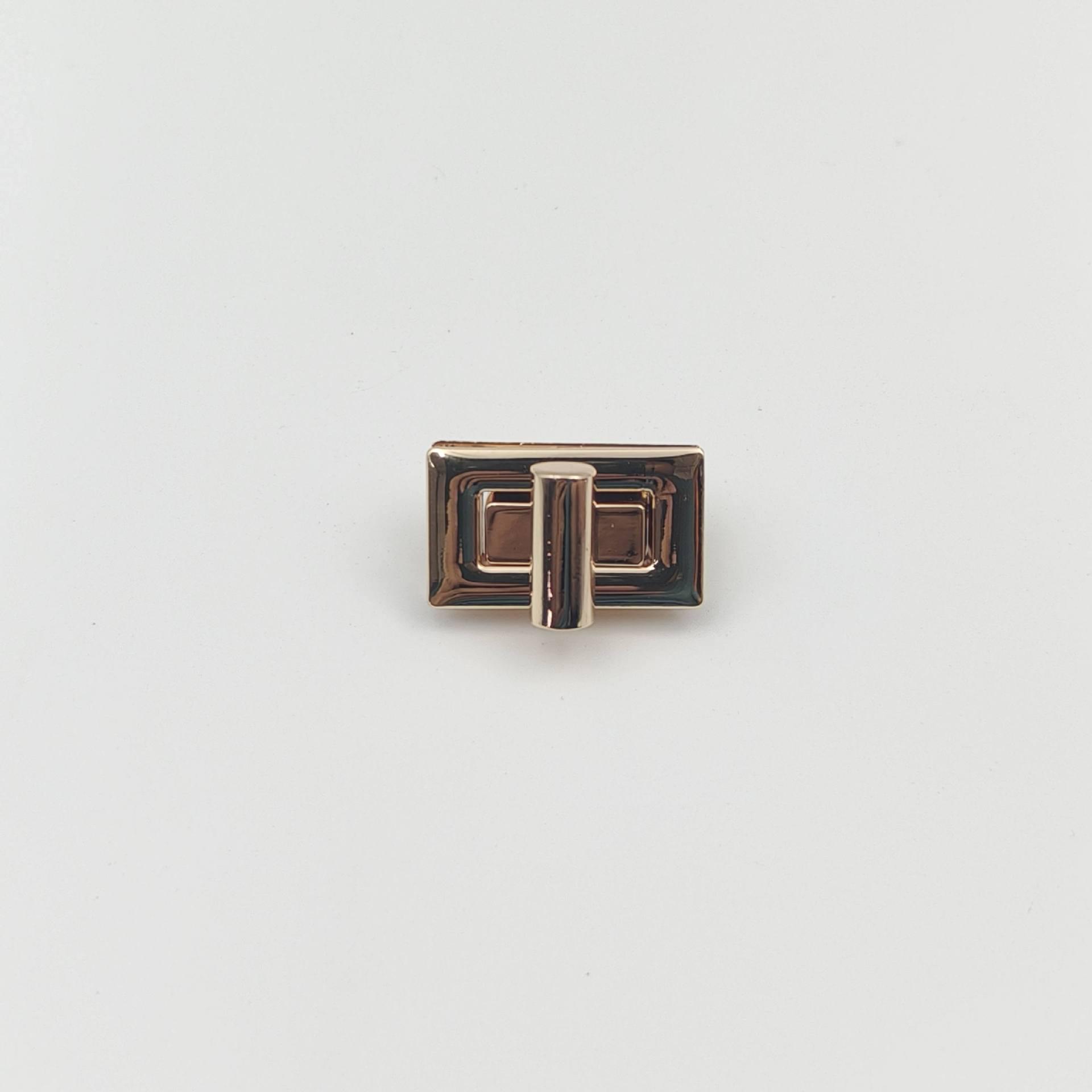 Zinc Alloy Twist Lock Square Box Buckle with Decorative Cover